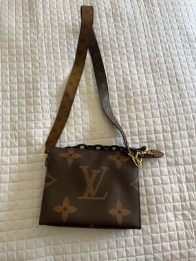 Louis Vuitton Large Monogram Canvas Crossbody in Brown and Tan